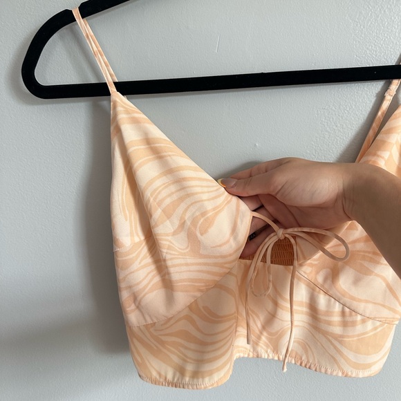 Abercrombie & Fitch Tank Top - Picture 2 of 4